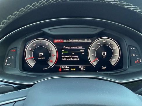 Used 2023 Audi Q8 Premium Plus w/ Premium Plus Package AWD/4WD image 22