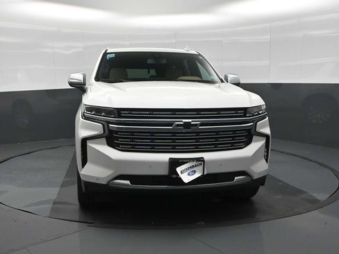 Used 2021 Chevrolet Tahoe Premier AWD/4WD image 3