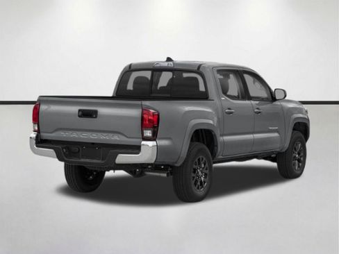 Used 2023 Toyota Tacoma SR5 w/ Technology Package AWD/4WD image 2