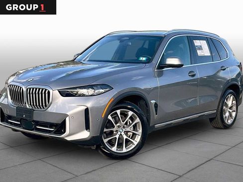 Certified 2024 BMW X5 xDrive40i w/ Parking Assistance Package AWD/4WD image 1