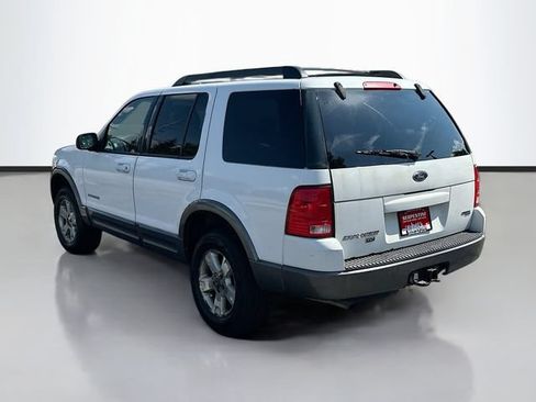 Used 2005 Ford Explorer XLT AWD/4WD image 8