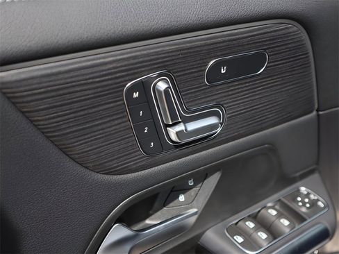 New 2026 Mercedes-Benz GLA 250 4MATIC image 24