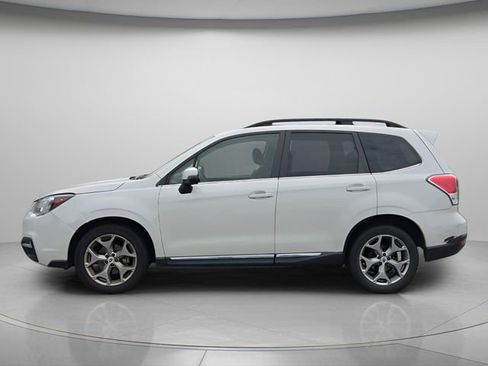 Used 2018 Subaru Forester 2.5i Touring AWD/4WD image 3