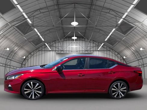 Used 2020 Nissan Altima 2.5 SR w/ Premium Package AWD/4WD image 5