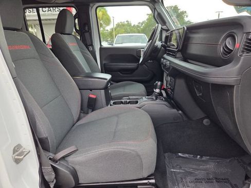 Used 2024 Jeep Wrangler Unlimited Rubicon AWD/4WD image 20