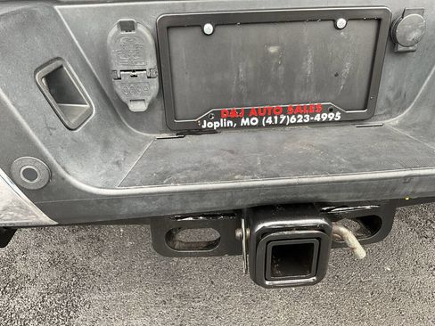 Used 2017 Ford F350 Lariat w/ Chrome Package image 25