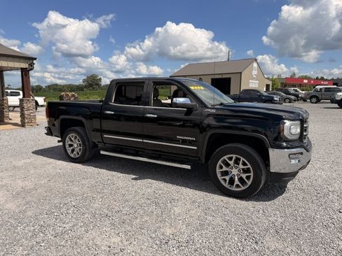 Used 2018 GMC Sierra 1500 SLT w/ SLT Premium Package AWD/4WD image 1