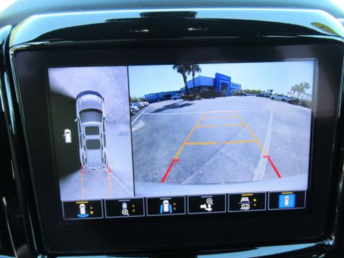 Used 2023 Chevrolet Traverse Premier w/ Redline Edition image 29