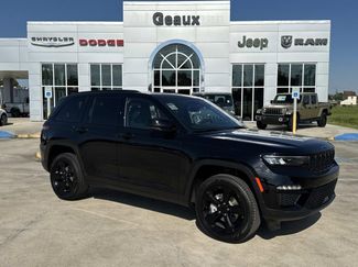 New 2025 Jeep Grand Cherokee Limited w/ Black Appearance Package video 1