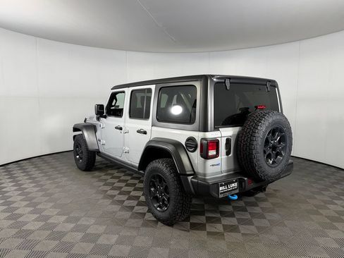 Certified 2023 Jeep Wrangler Unlimited AWD/4WD image 9