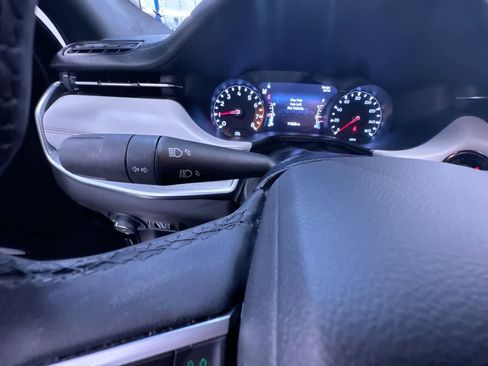 Used 2025 Jeep Compass Limited image 18