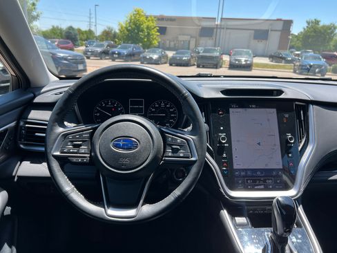 Used 2024 Subaru Outback Limited AWD/4WD image 2