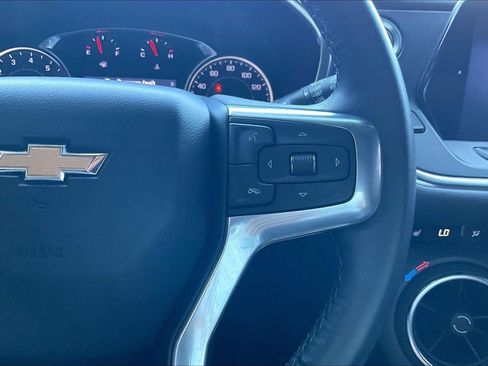 Used 2021 Chevrolet Blazer LT w/ Sound & Technology Package FWD image 19