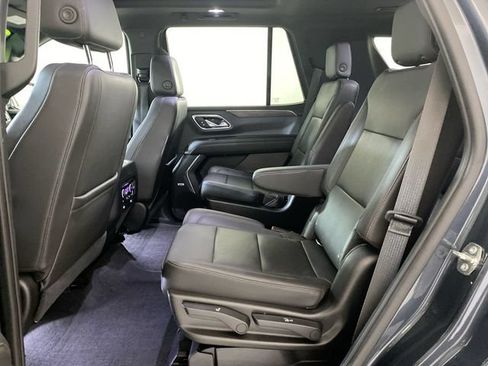 Used 2021 Chevrolet Tahoe Z71 w/ Z71 Signature Package AWD/4WD image 28