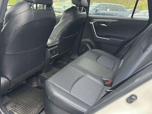 Used 2020 Toyota RAV4 XSE AWD/4WD image 8