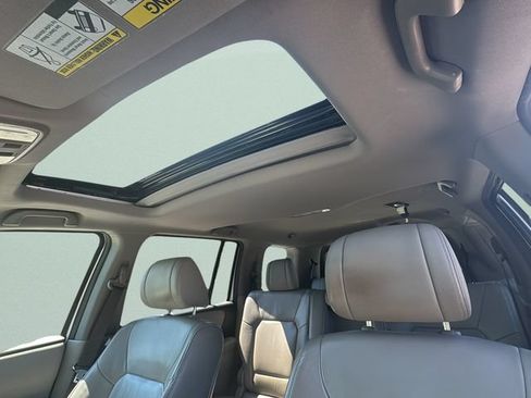 Used 2015 Honda Pilot EX-L image 12