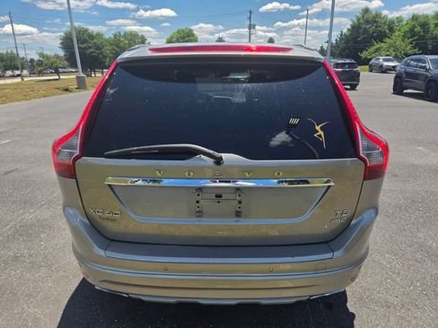 Used 2016 Volvo XC60 T5 Platinum w/ Climate Package AWD/4WD image 14