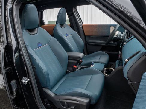 Used 2025 MINI Cooper Countryman S w/ Comfort Package Max image 35