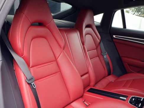 Certified 2023 Porsche Panamera 4 AWD/4WD image 23
