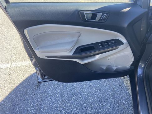 Used 2022 Ford EcoSport SE w/ SE Convenience Package image 23