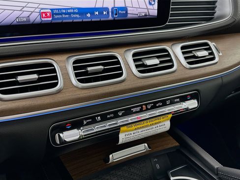 New 2026 Mercedes-Benz GLE 450 4MATIC Coupe image 17