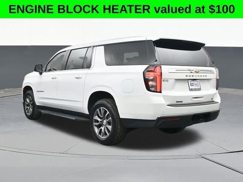 Used 2024 Chevrolet Suburban LT w/ LT Signature Package image 10