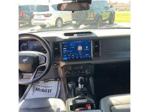 Used 2024 Ford Bronco Big Bend w/ Sasquatch Package AWD/4WD image 9