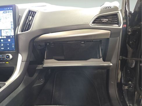 Used 2024 Ford Edge SE w/ Black Appearance Package AWD/4WD image 33