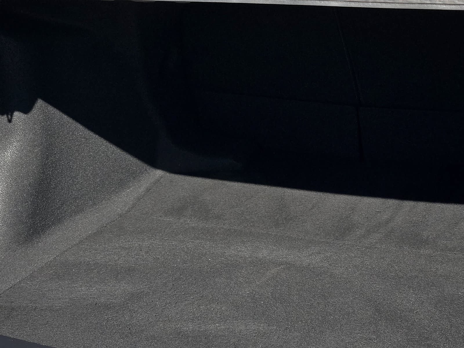 Used 2025 Toyota Corolla LE FWD image 9
