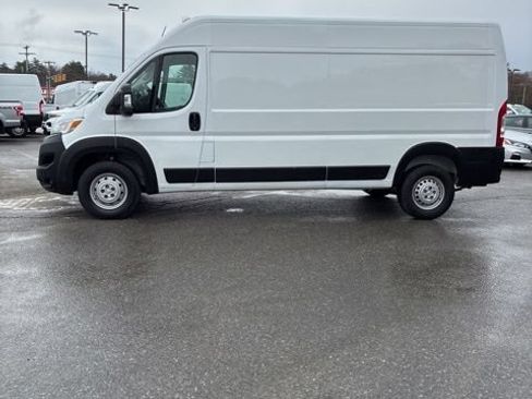 Used 2023 RAM ProMaster 2500 FWD image 4