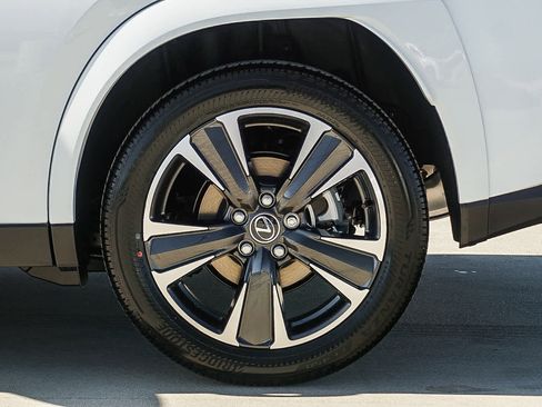 New 2026 Lexus UX 300h FWD image 16