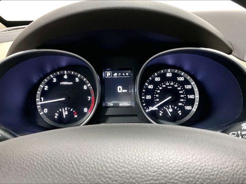 Used 2017 Hyundai Santa Fe Sport image 25