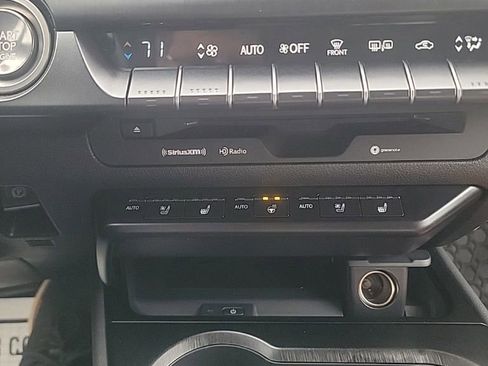 Used 2019 Lexus UX 200 w/ Accessory Package 2 image 42