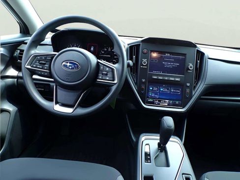 Certified 2025 Subaru Impreza 2.0i image 18