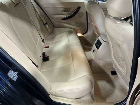 Used 2015 BMW 320i xDrive Sedan image 14