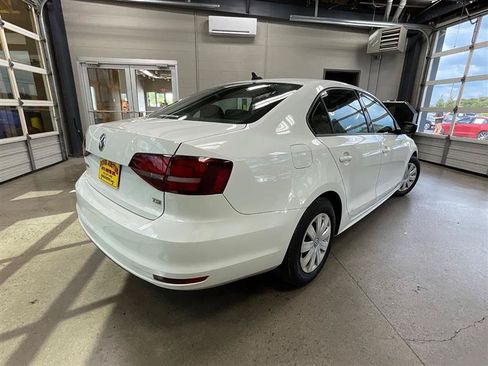 Used 2016 Volkswagen Jetta S FWD image 5