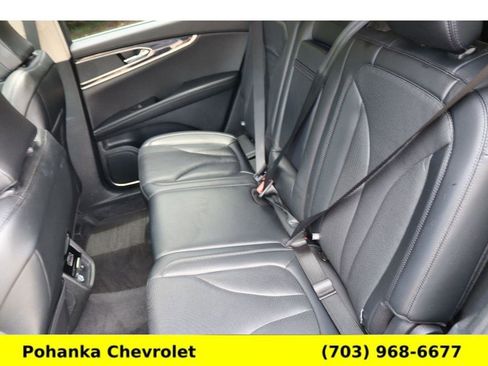 Used 2023 Lincoln Nautilus Reserve image 23