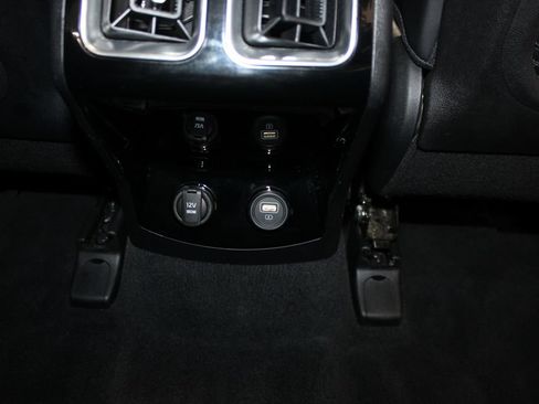 Used 2023 Kia Sorento SX AWD/4WD image 29