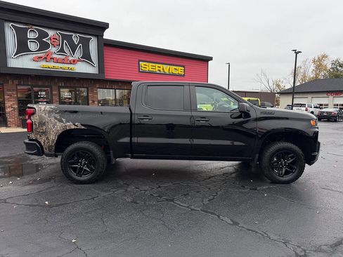 Used 2021 Chevrolet Silverado 1500 Custom Trail Boss w/ Realtree Special Edition image 10