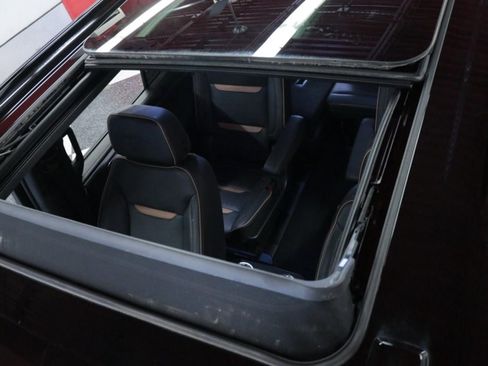 Used 2022 GMC Yukon AT4 image 17