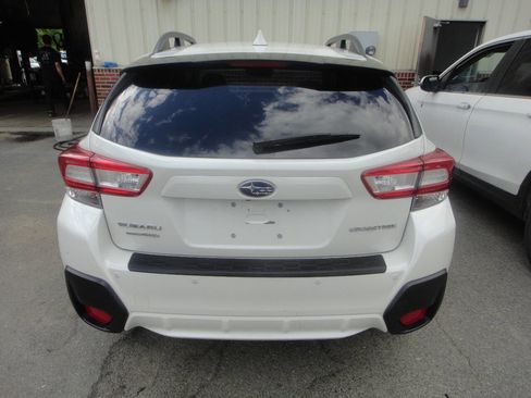 Used 2019 Subaru Crosstrek 2.0i Limited w/ Moonroof Package w/Navigation AWD/4WD image 5
