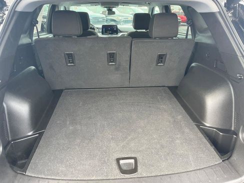 Used 2025 Chevrolet Blazer LT image 23