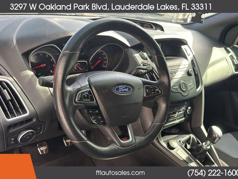 Used 2018 Ford Focus ST image 27