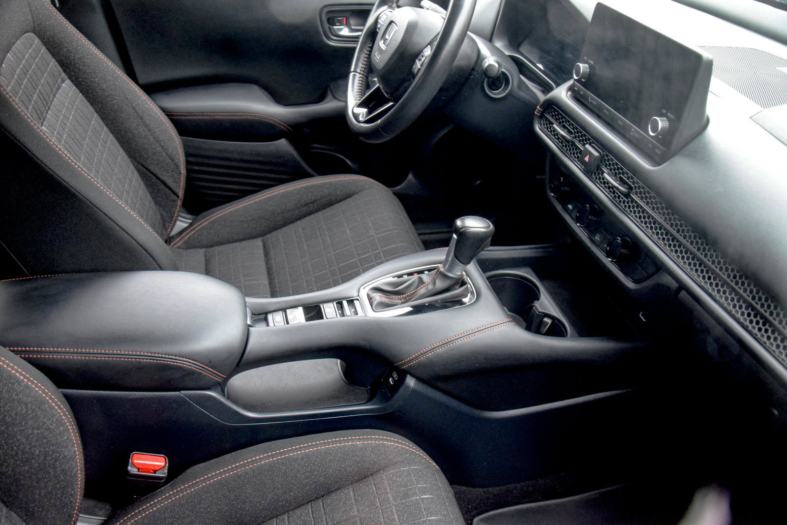 Used 2024 Honda HR-V Sport image 19