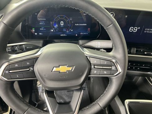 Certified 2025 Chevrolet Equinox LT FWD image 13