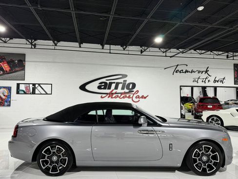 Used 2019 Rolls-Royce Dawn image 13