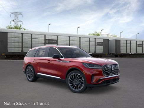 New 2026 Lincoln Aviator Reserve image 7