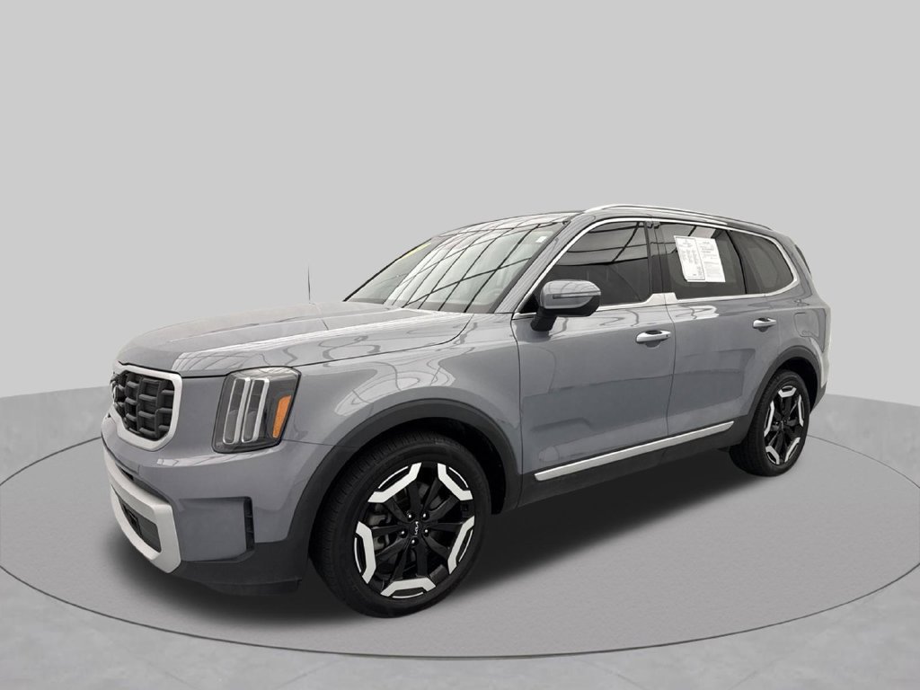 Used 2024 Kia Telluride S AWD/4WD image 3