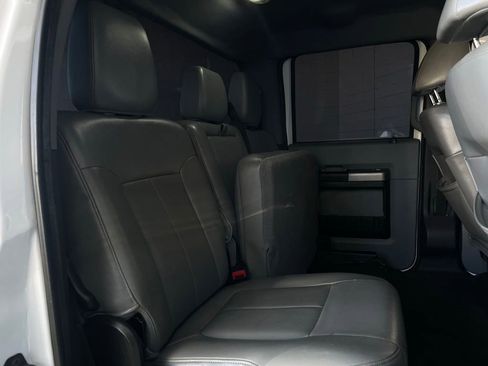 Used 2011 Ford F250 XLT w/ XLT Premium Pkg image 18