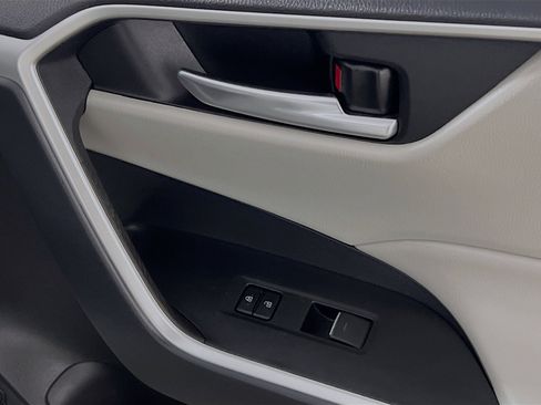 Used 2025 Toyota RAV4 XLE Premium w/ Weather Package AWD/4WD image 32